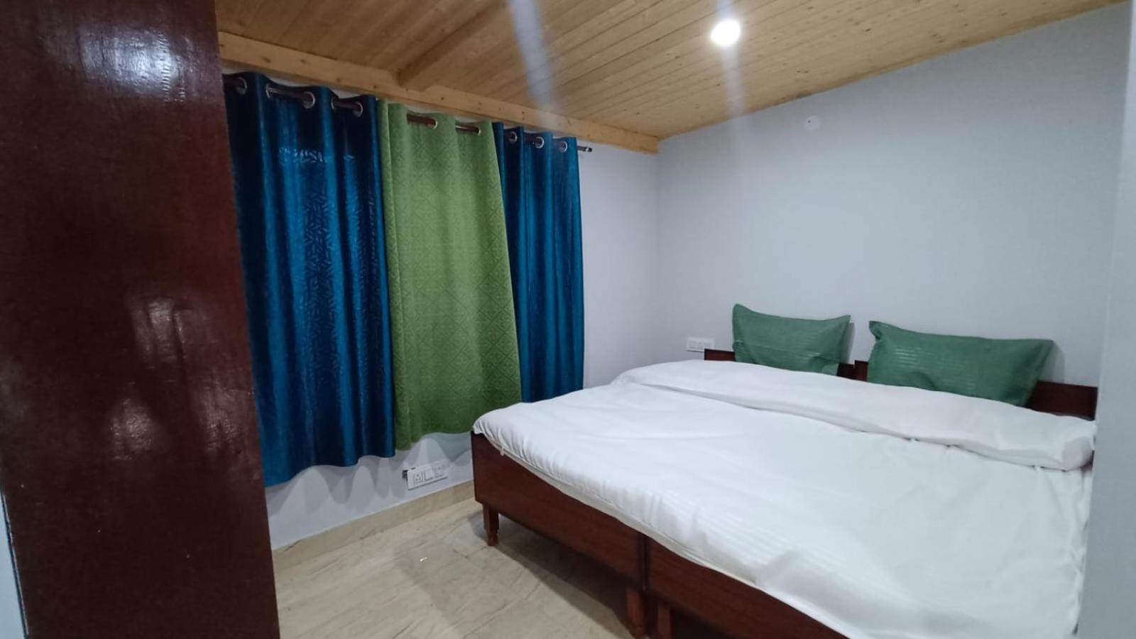 Shiv Shakti Homestay - Near Isbt, Bypass Mc Parking, Hpu, And Advance Study Shimla Exteriör bild